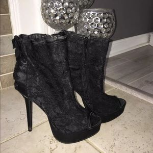 Charlotte russe heals
